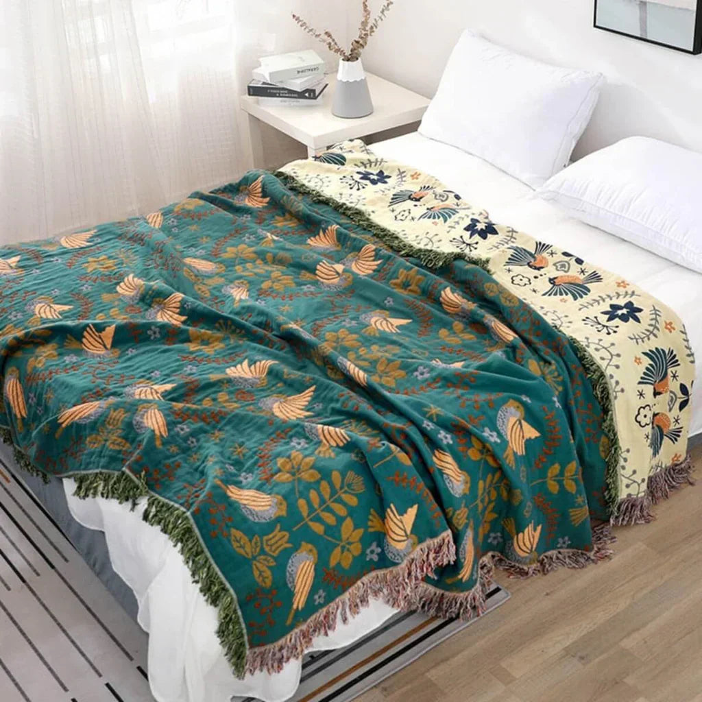 Tagesdecke 140x200 für Doppelbett – Skandinavische Decke mit Vogeldesign, umkehrbar in Türkis-Beige