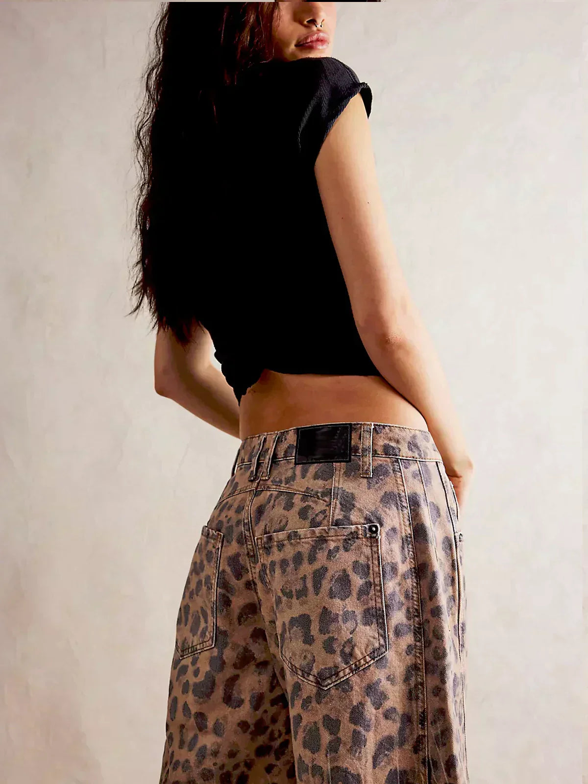 Women's Leopard Print Barrel Jeans | Comfortable Mid-Rise Fit & Trendy Ankle-Length for Casual Fashion Statements