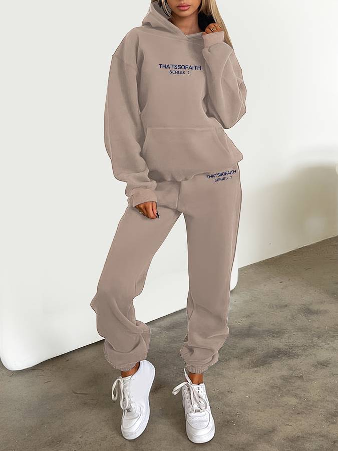 Women's Relaxed Fit 2-Piece Tracksuit | Hoodie Sweatshirt & Joggers for Casual Outings and Lounging