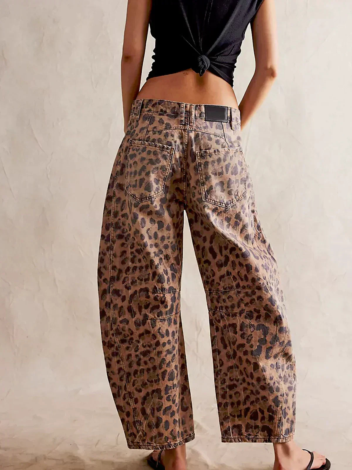Women's Leopard Print Barrel Jeans | Comfortable Mid-Rise Fit & Trendy Ankle-Length for Casual Fashion Statements