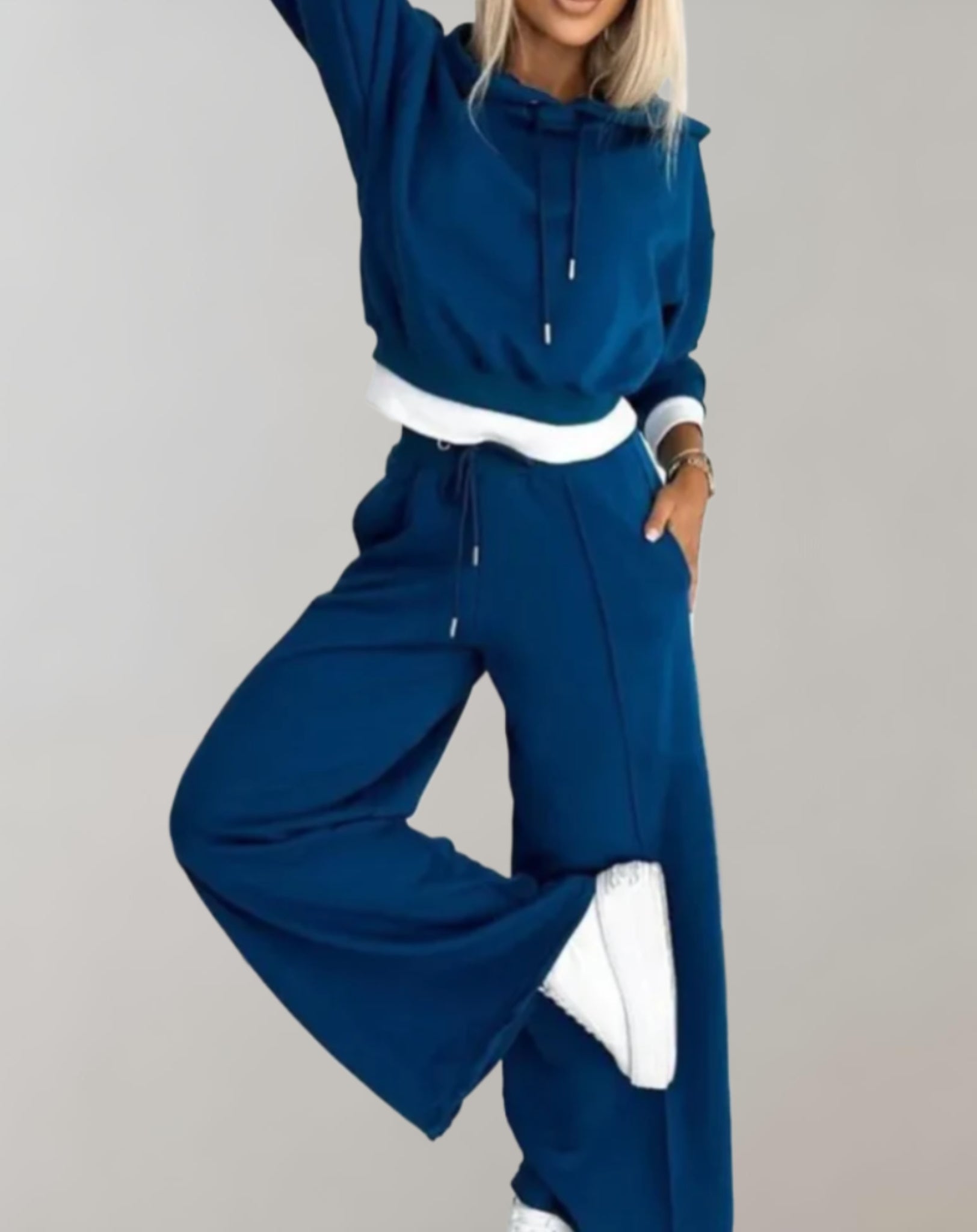 Women's Cropped Drawstring Hoodie Tracksuit Set | Wide-Leg Trousers for Relaxed Streetwear Style