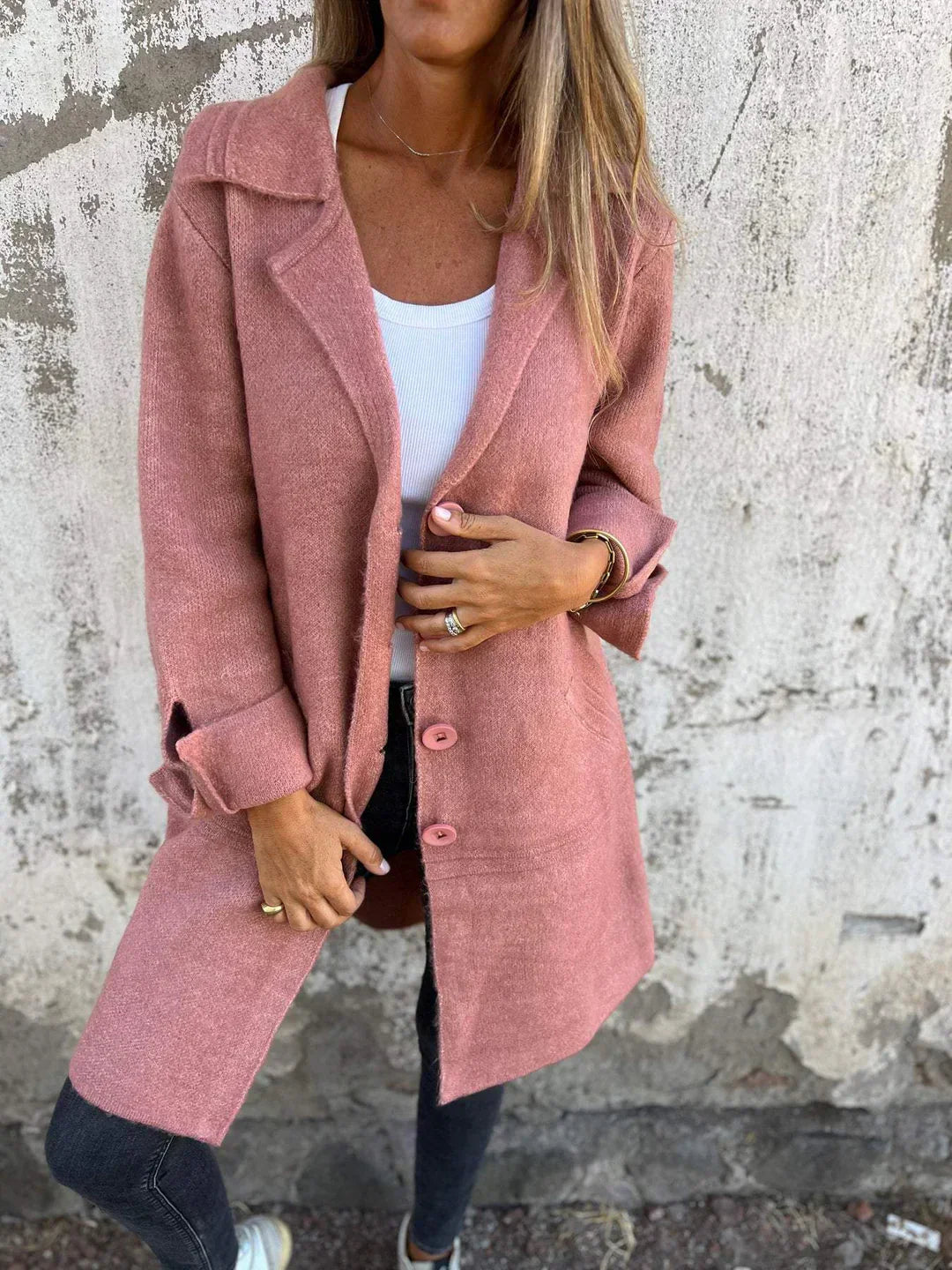 Women's Wool Coat | Lapel Collar, Comfortable Fit & Versatile for Casual and Business Outfits