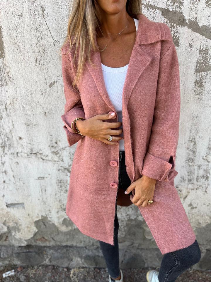 Women's Wool Coat | Lapel Collar, Comfortable Fit & Versatile for Casual and Business Outfits