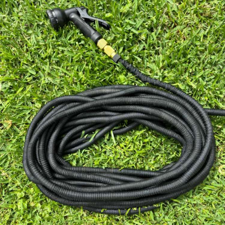 Tubo da Giardino Estensibile 30m | Anti-Piegatura, Senza Grovigli & Ultra Resistente per Grandi Giardini