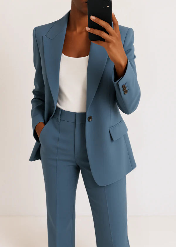 Women's Tailored Two-Piece Pantsuit Set | Structured Blazer & Straight-Leg Trousers for Office Wear and Formal Events