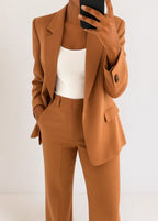 Women's Tailored Two-Piece Pantsuit Set | Structured Blazer & Straight-Leg Trousers for Office Wear and Formal Events