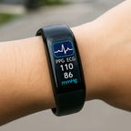 Smartwatch con ECG e monitor della pressione sanguigna