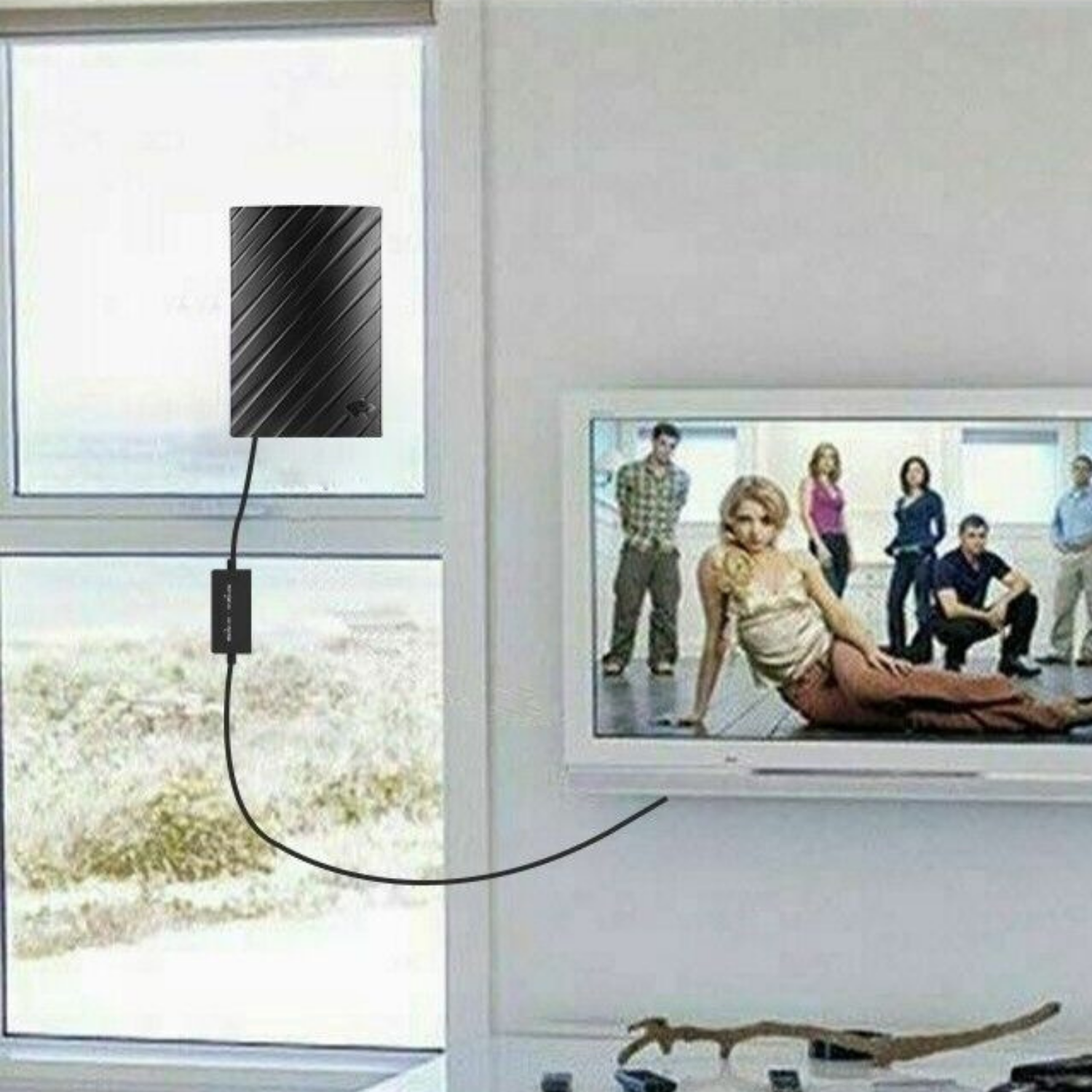 Antenna TV Digitale 4K da Interno a Lunga Portata – Fino a 600 Miglia di Ricezione