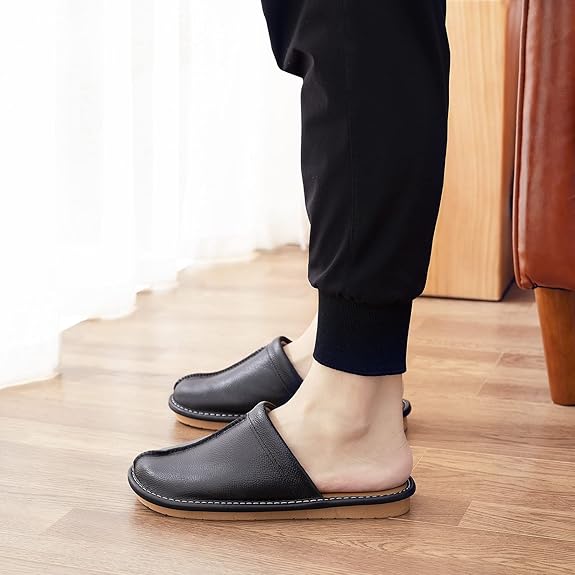 Men’s Leather Slipper Clogs – Soft Lined Comfort Clogs