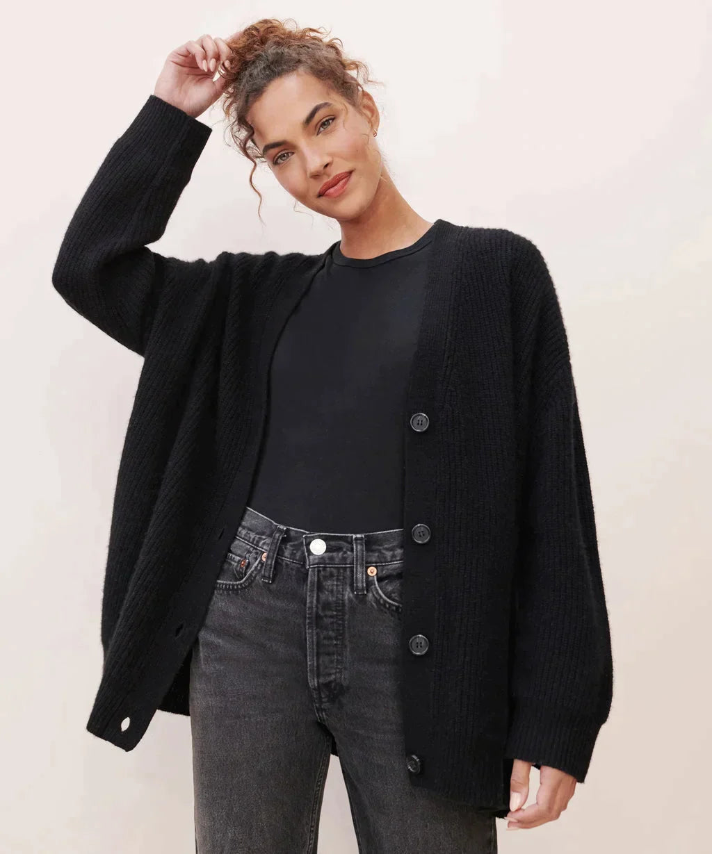 Cashmere Cardigan | Lightweight, Breathable & Ideal for Stylish Layering in Any Season