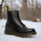 Women’s Ankle Boots – Waterproof Mid-Length Ski Boots with Lacing and Sole Support
