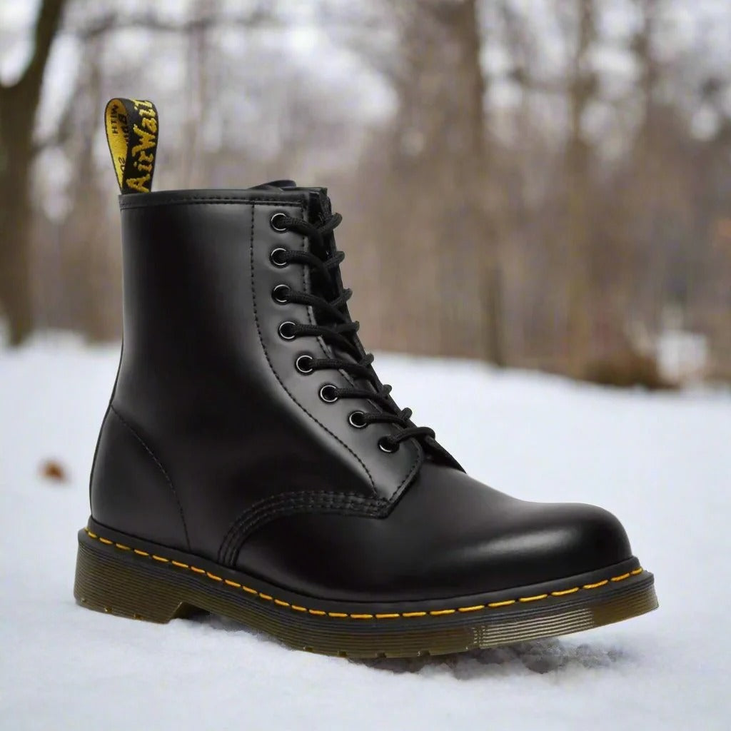 Women’s Ankle Boots – Waterproof Mid-Length Ski Boots with Lacing and Sole Support
