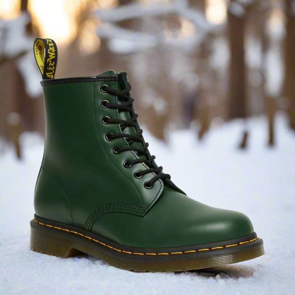 Women’s Ankle Boots – Waterproof Mid-Length Ski Boots with Lacing and Sole Support