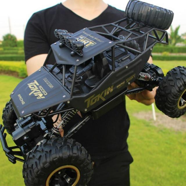 Monster Truck 4x4 Rock Crawler – Auto Fuoristrada Radiocomandata per Terreni Estremi