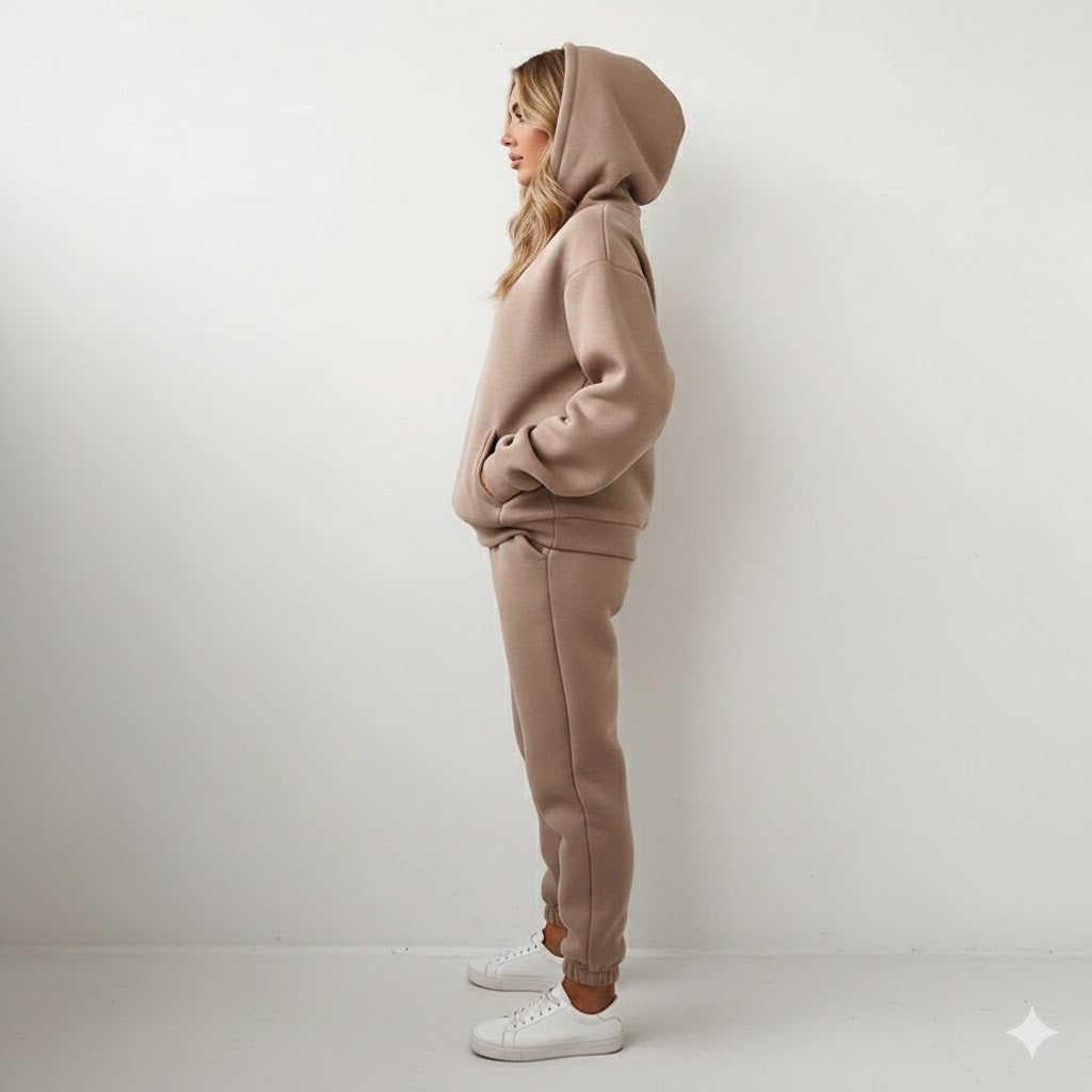 Relaxed Jogging Set – Two-Piece Tracksuit for Daily Comfort