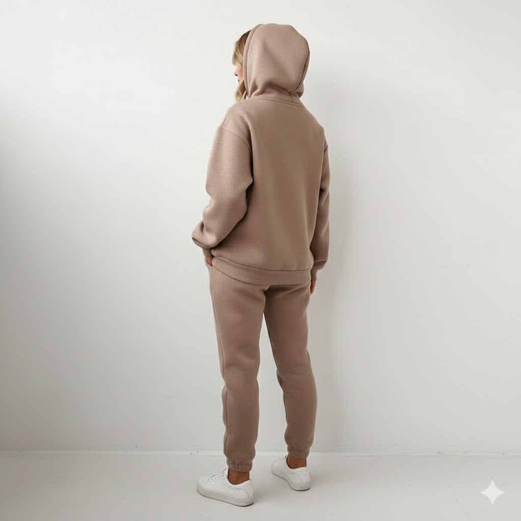 Relaxed Jogging Set – Two-Piece Tracksuit for Daily Comfort