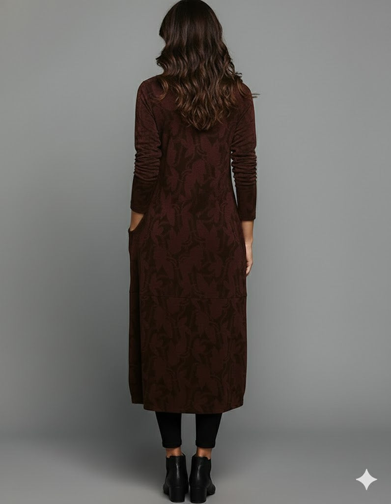 Winter Dress for Women – With Pockets and Elegant Print Design